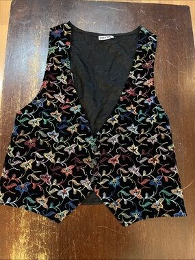 Vintage Prezzia Black Velvet Embroidered Floral Vest